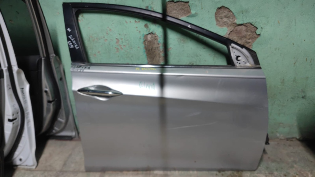 PUERTA DELANTERA RH HYUNDAI ELANTRA 12-16 