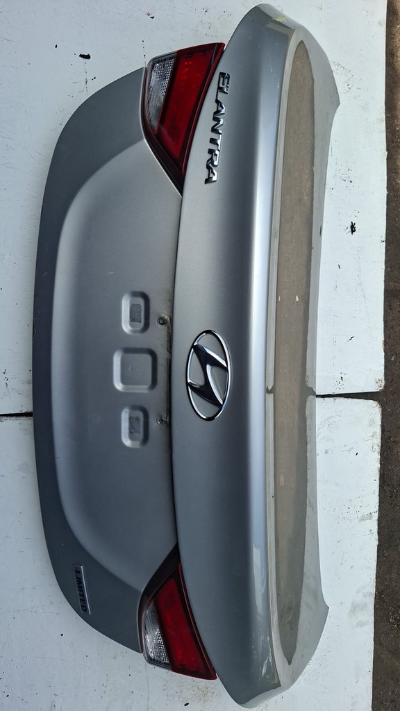 BAUL HYUNDAI ELANTRA 2014