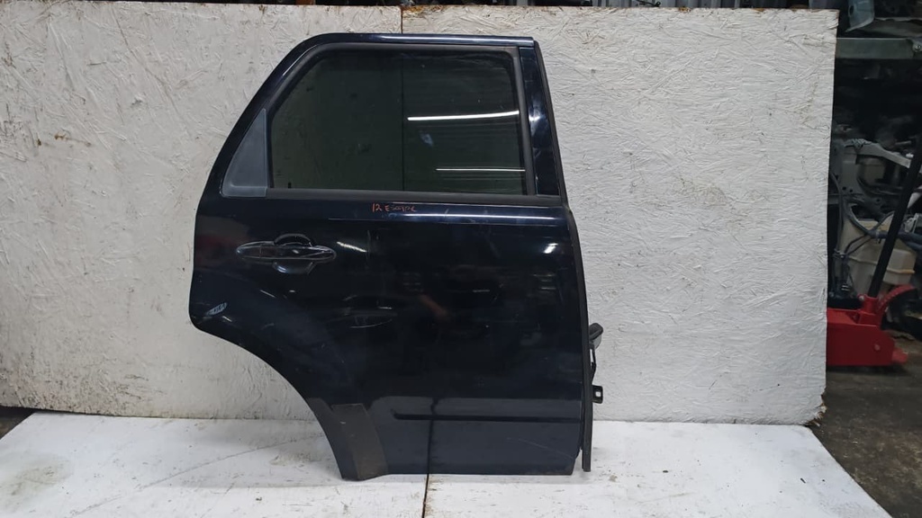 PUERTA TR FORD ESCAPE 2009-2012