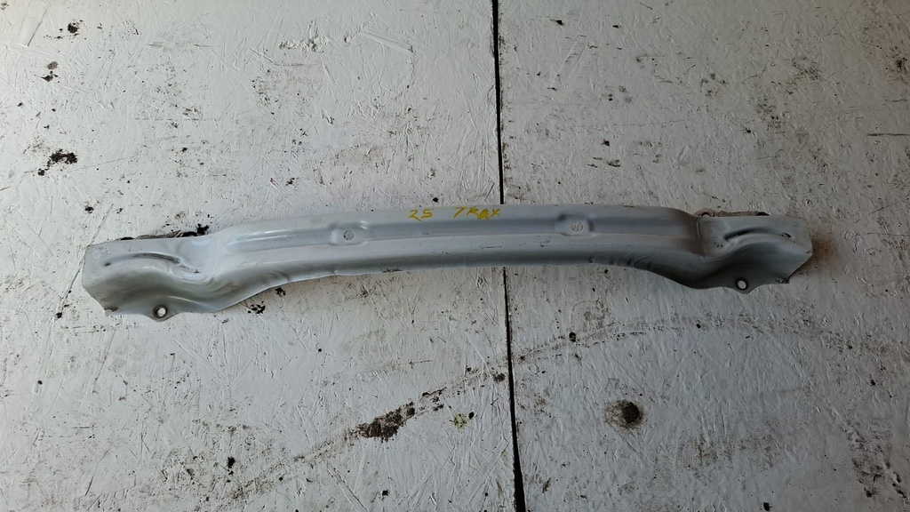 ALMA DE BUMPER TRASERO CHEVROLET TRAX 2025 