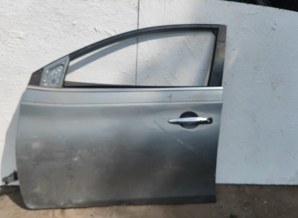 PUERTA DELANTERA IZQUIERDA SENTRA  13