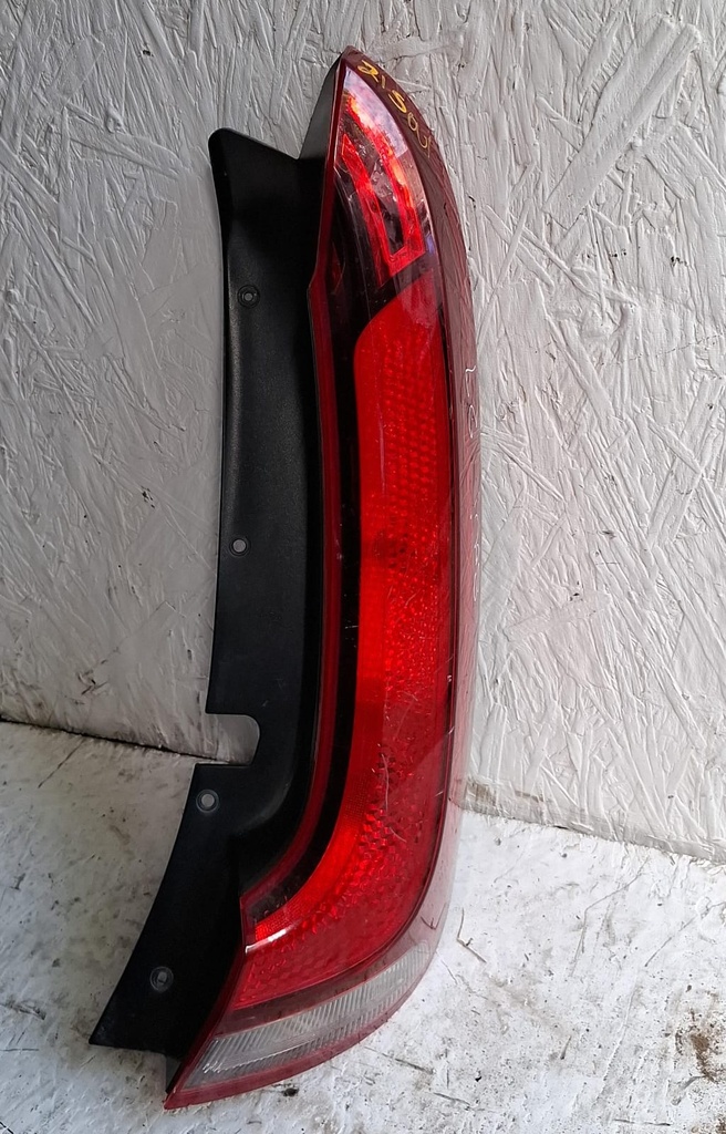 STOP RH KIA SOUL 2021