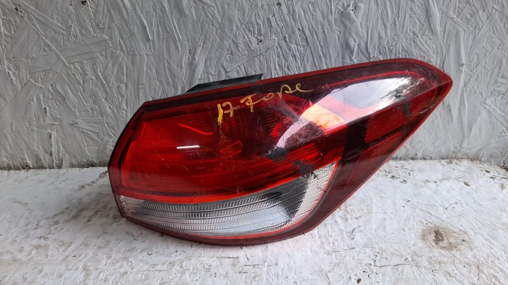 STOP RH KIA FORTE 2017