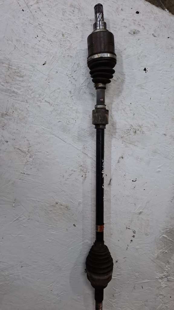FLECHA RH NISSAN SENTRA 2013 