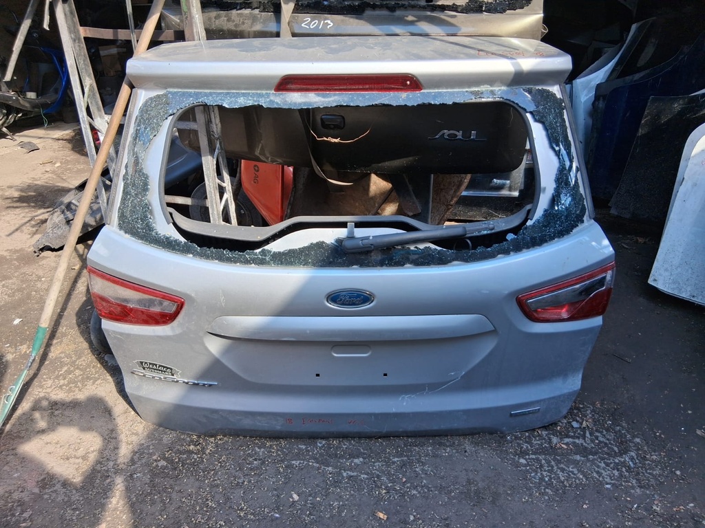 COMPUERTA FORD ECOSPORT 2018 