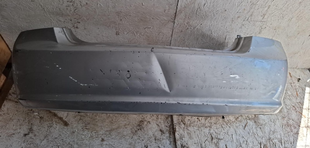 BUMPER TRASERO KIA SPECTRA 2008