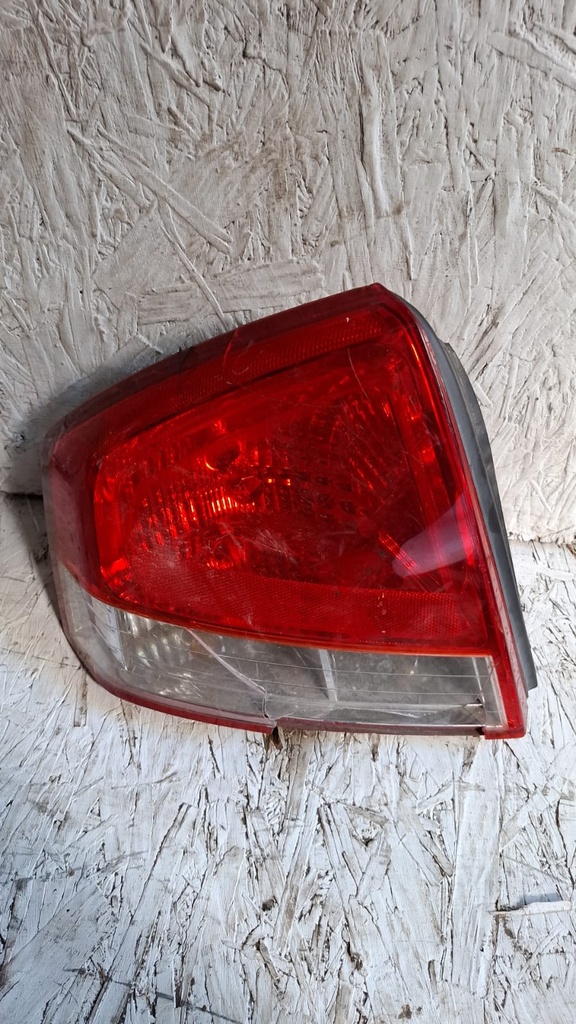 STOP LH KIA SPECTRA 2008