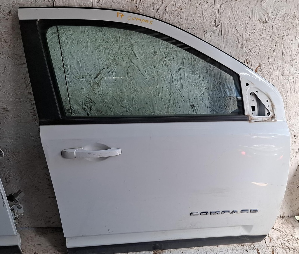 PUERTA RH DELANTERA JEEP COMPASS 2017 