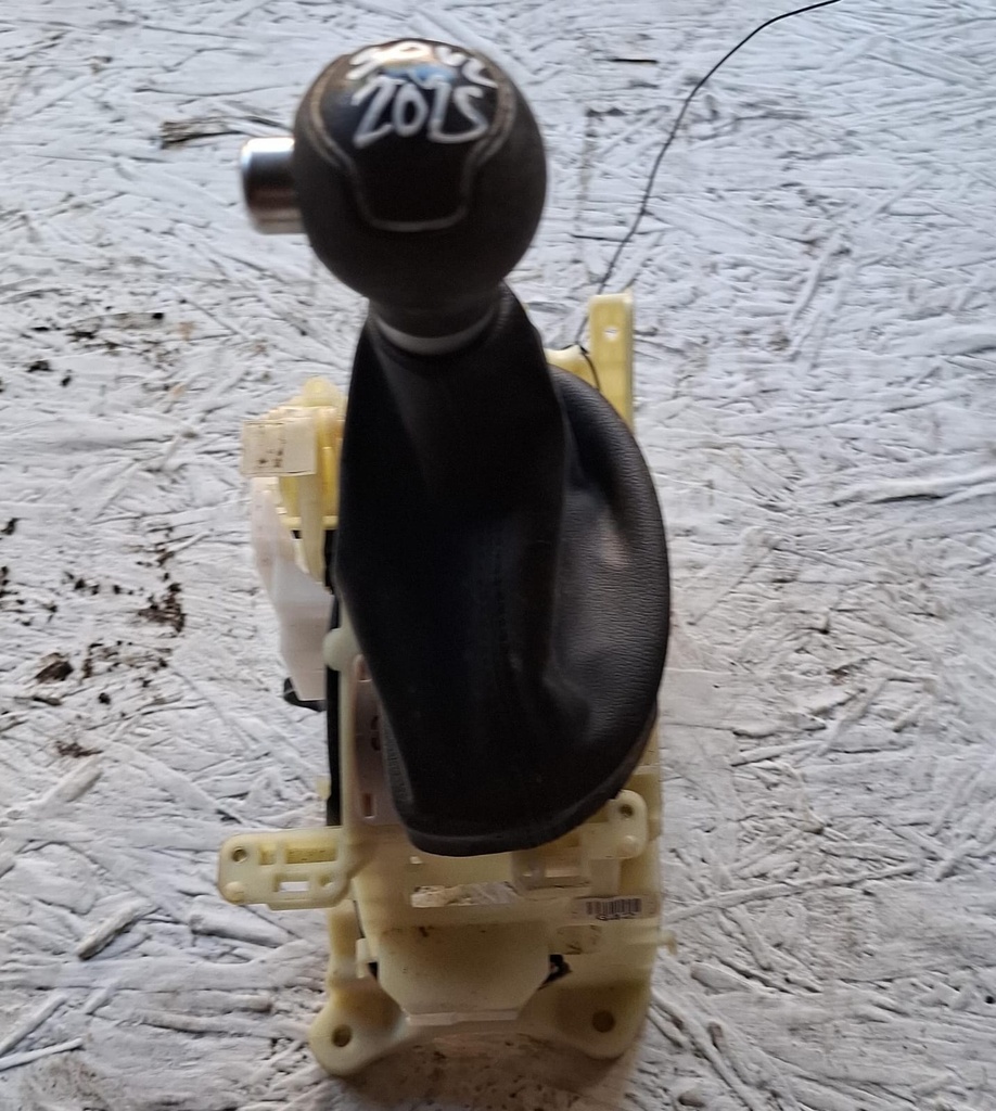 PALANCA DECAMBIOS DE KIA SOUL 2015