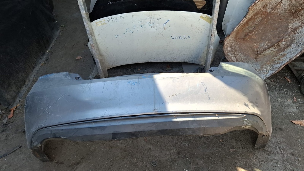 BUMPER TRASERO TOYOTA CAMRY 2015