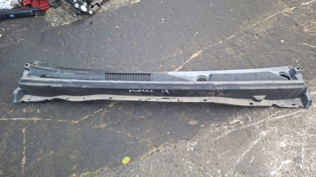PARILLA DE CRICOS MITSUBISHI MIRAGE 2015