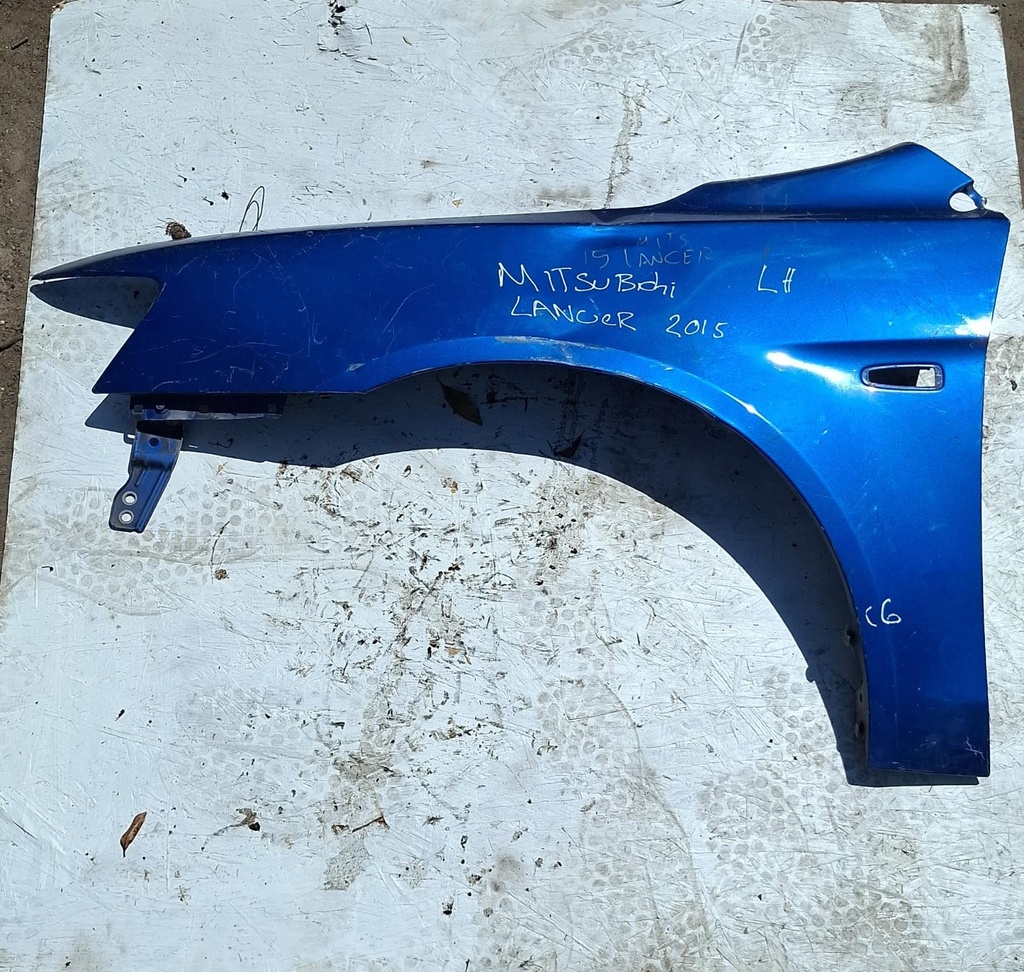 GUARDAFANGO LH LANCER 2015