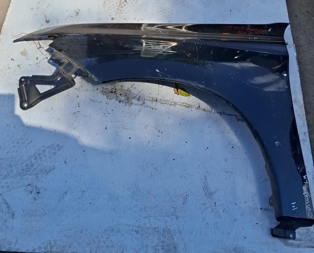 GUARDAFANGO LH MITSUBISHI OUTLANDER 2014