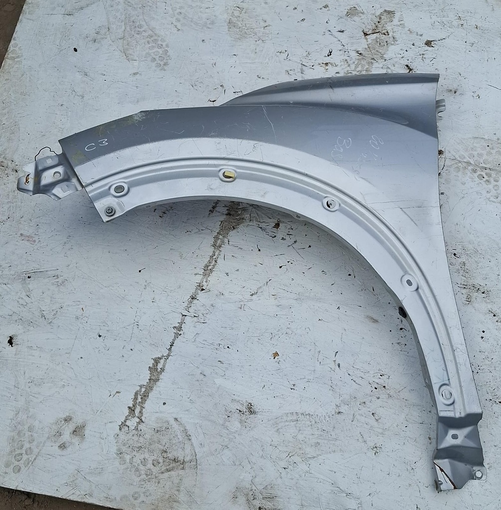GUARDAFANGO LH NISSAN KICKS 2020