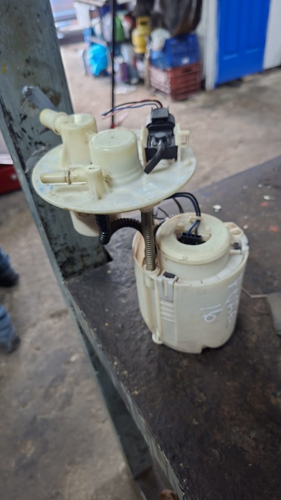 BOMBA DE GASOLINA KIA FORTE 2016