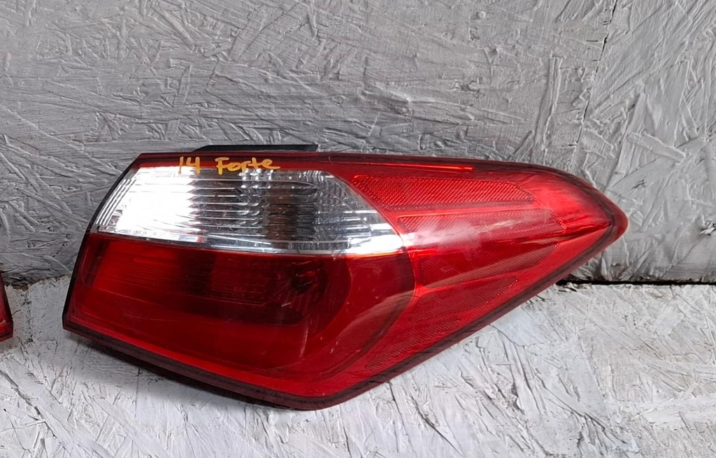 STOP RH KIA FORTE 2014 C7