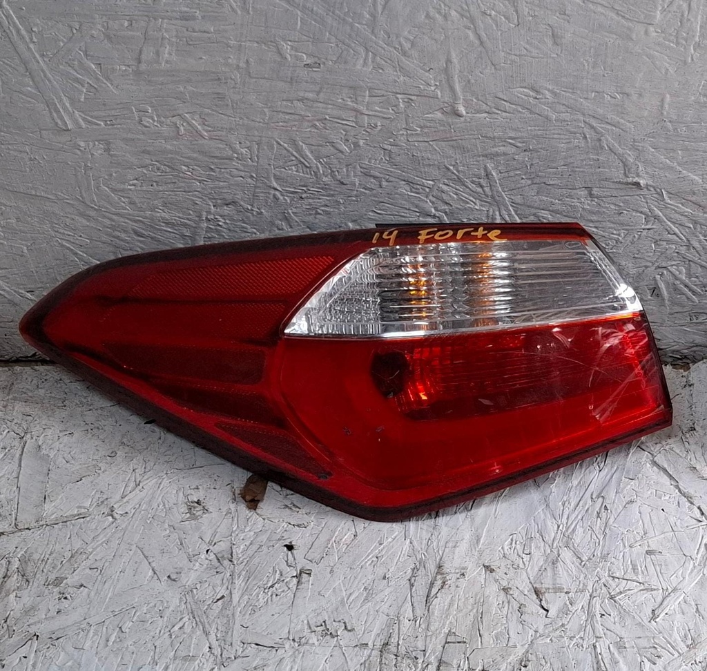 STOP LH  KIA FORTE 2014 C7