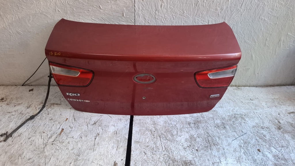 BAUL KIA RIO 15 C7