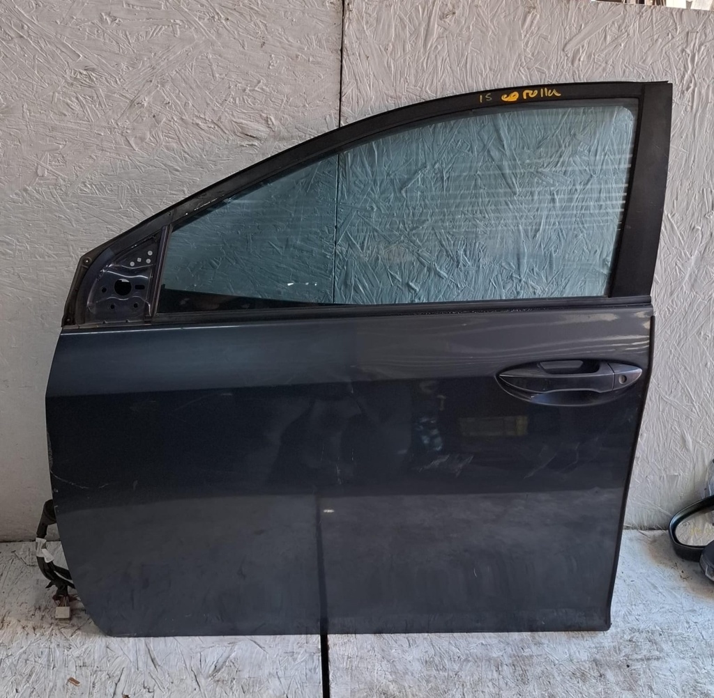 PUERTA LH COROLLA 2015 C7