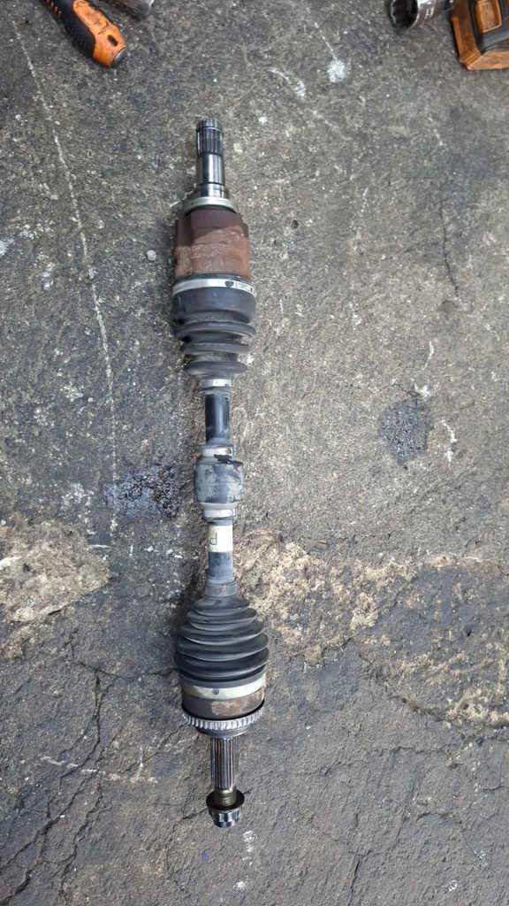 FLECHA LH COROLLA 15 LH C7