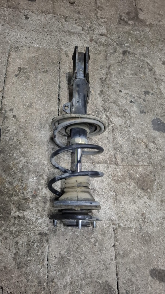 AMORTIGUADOR LH COROLLA 2005 