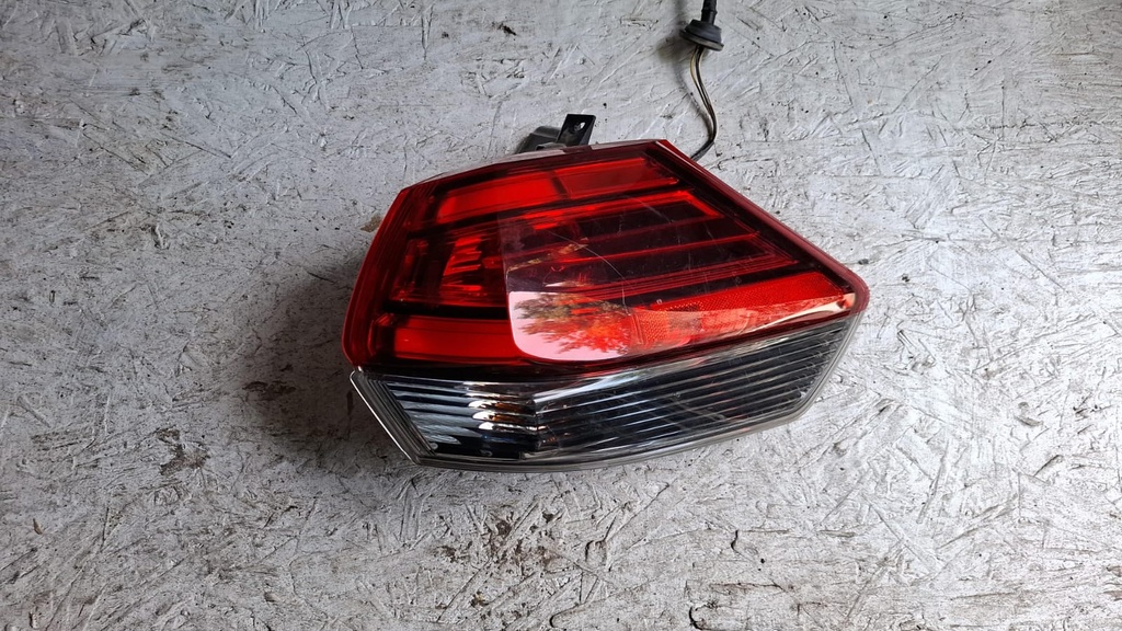 STOP RH NISSAN ROGUE 2017 