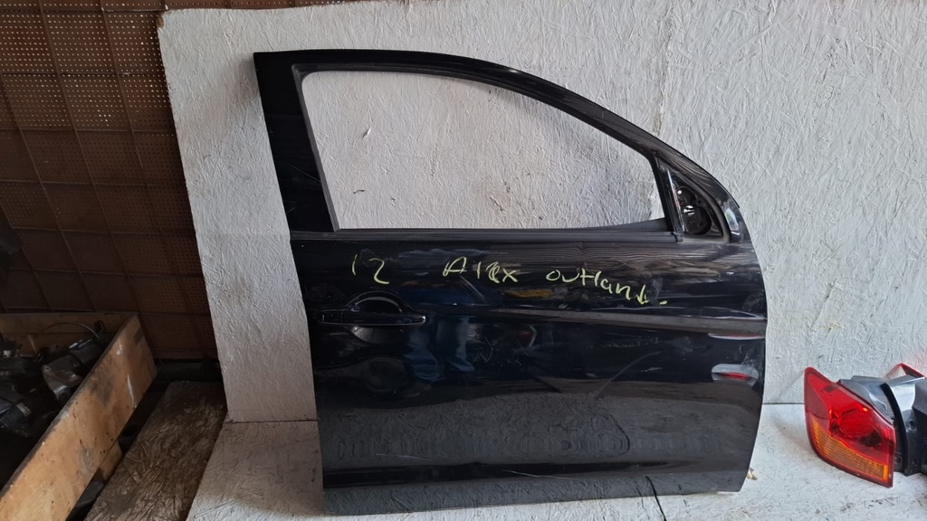PUERTA RH OUTLANDER SPORT 2012-2020
