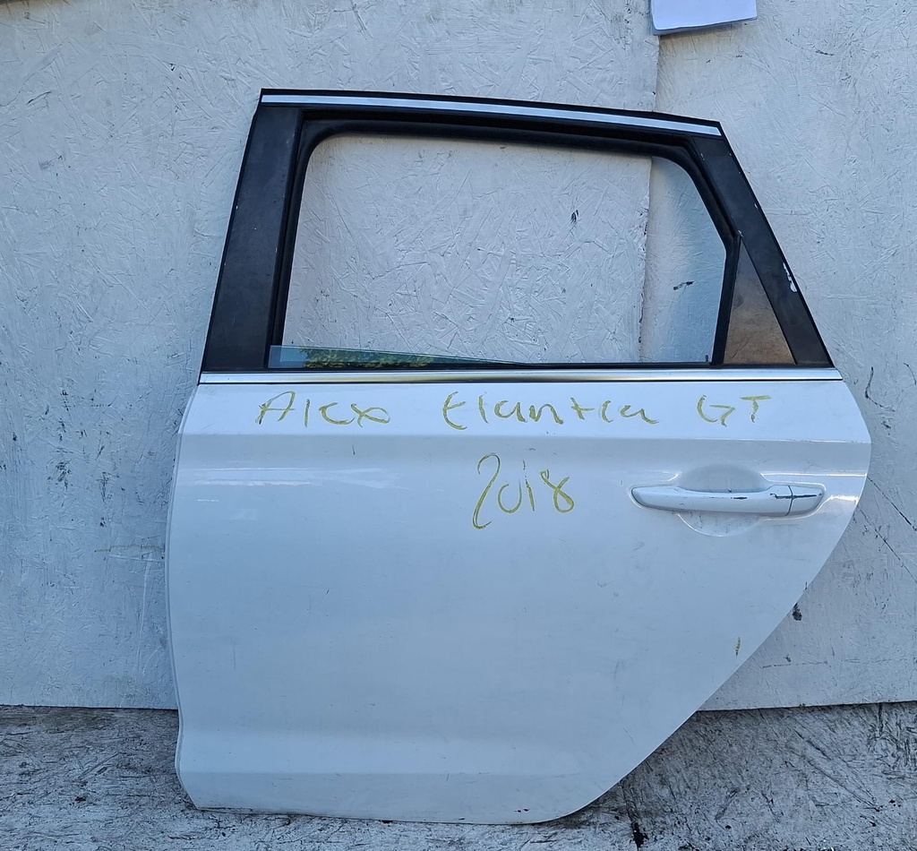 PUERTA LT ELANTRA GT 2018