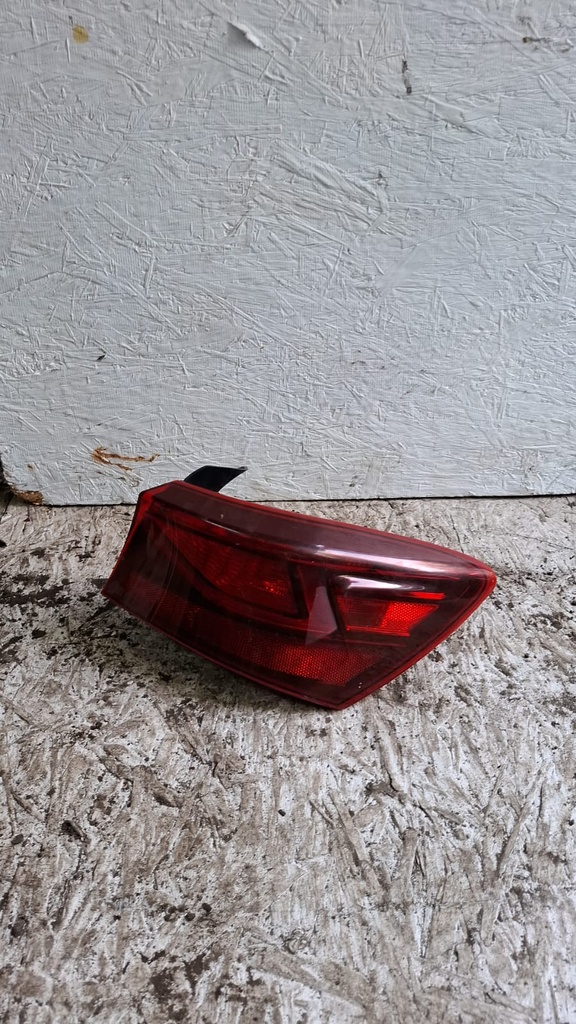 STOP RH KIA FORTE 2022 C9