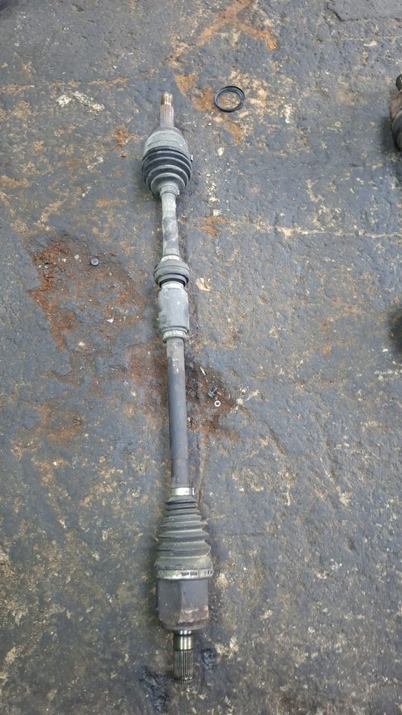 FLECHA ELANTRA 17 C9 RH