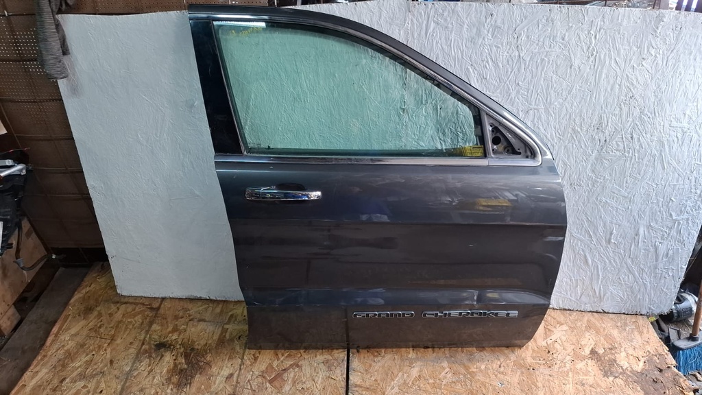 PUERTA RH GRAN CHEROKEE 2019