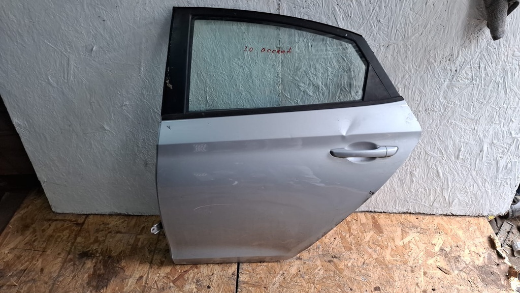 PUERTA LT ACCENT 2020