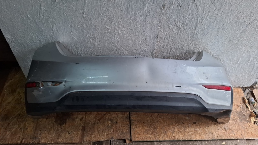 BUMPER TRASERO ACCENT 2020