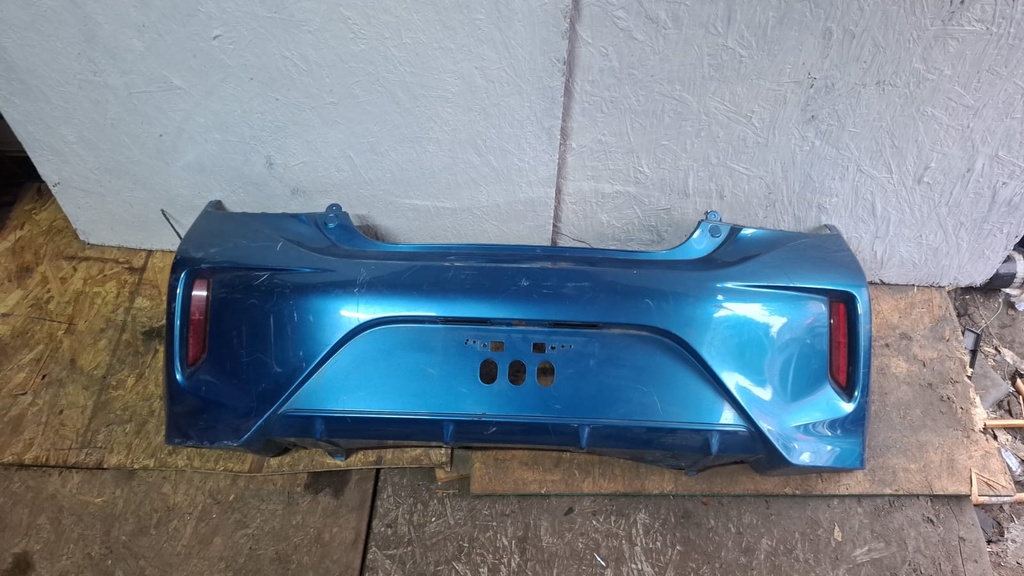 BUMPER TRASERO MIRAGE 2024