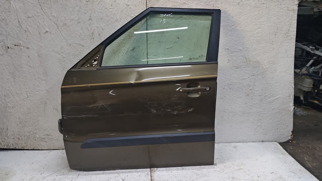 PUERTA DELANTERA LH KIA SOUL 2012-13